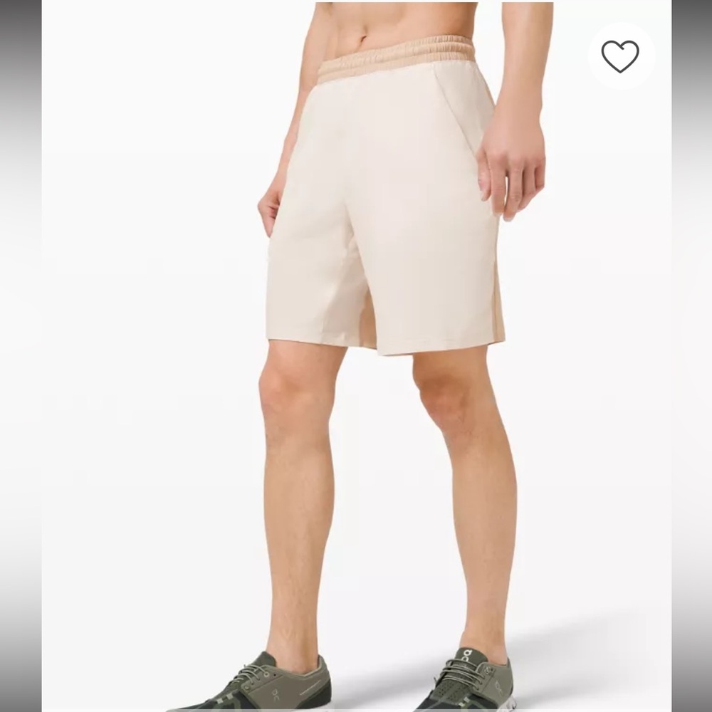 Lululemon Pace Breaker Shorts Size Medium - Picture 1 of 9